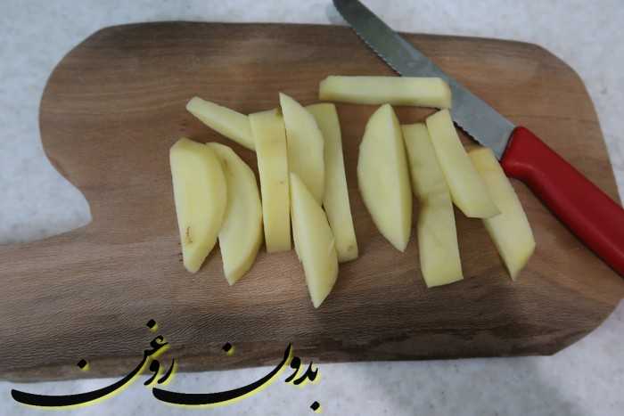 خورد کردن سیب زمینی